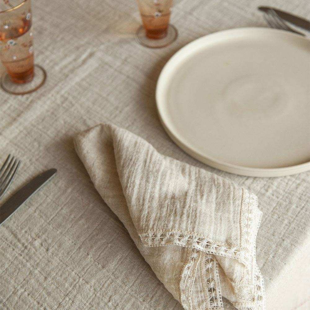Hemstitch Lace Napkin Set
