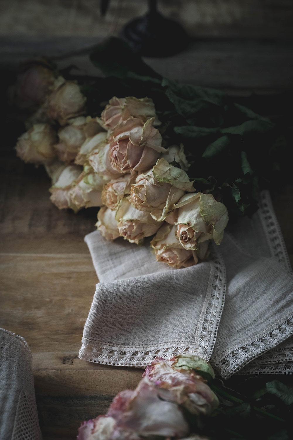 Hemstitch Lace Napkin Set